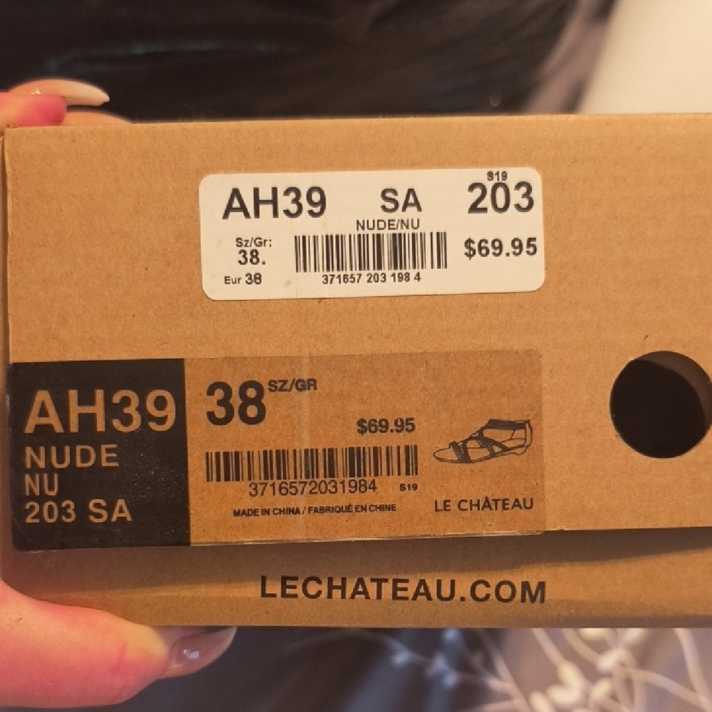Le Chateau Gold Rhinestone Sandals - Picture 5 of 5